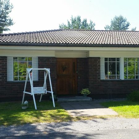 4 Bedrooms near Center - Kranni Pori Buitenkant foto