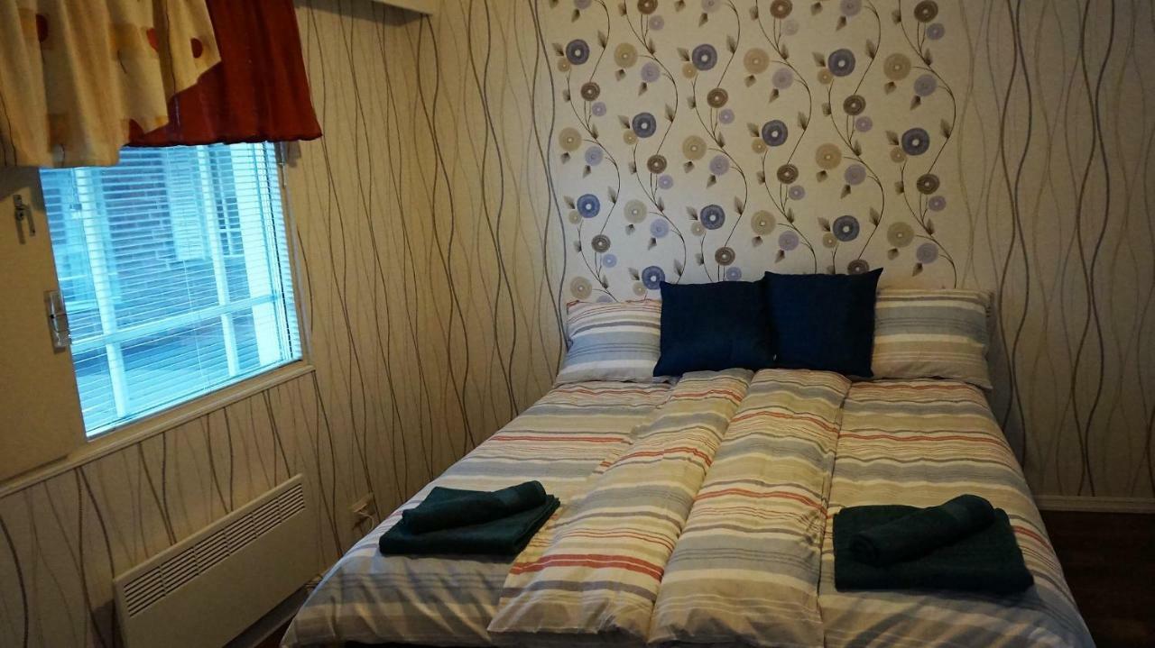 4 Bedrooms near Center - Kranni Pori Buitenkant foto